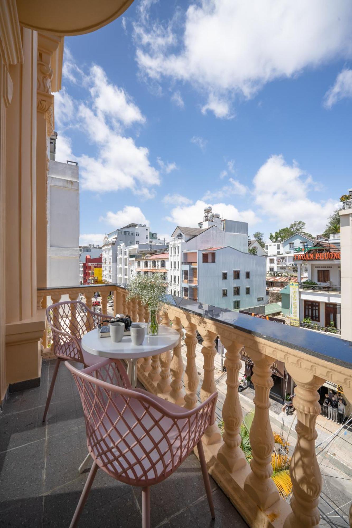 An Central Hotel Da Lat Exterior photo